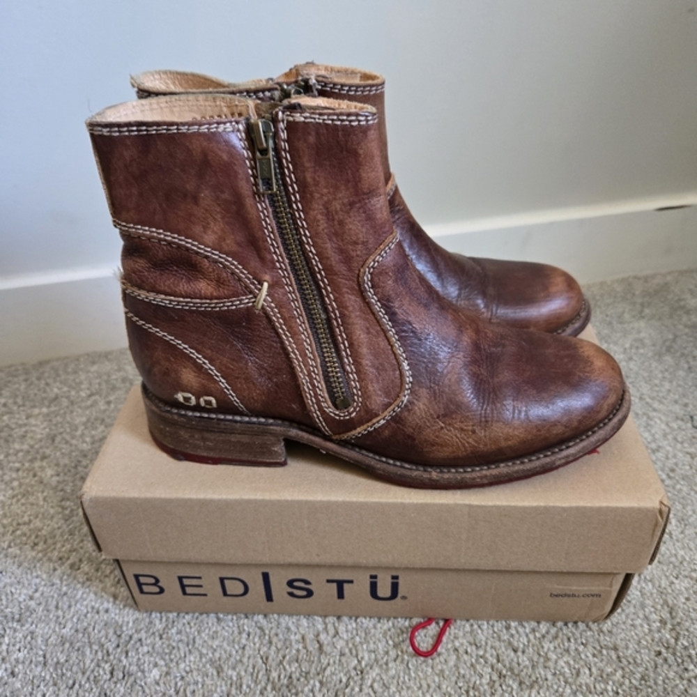 Bed|Stu Women’s Eiffel Boot, Teak Driftwood, 9.5M US With Box Country Western‎